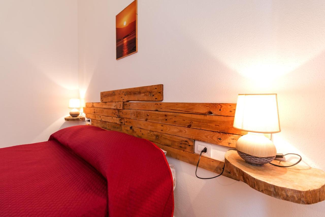 Ristoro Norghio Hotel Irgoli ภายนอก รูปภาพ